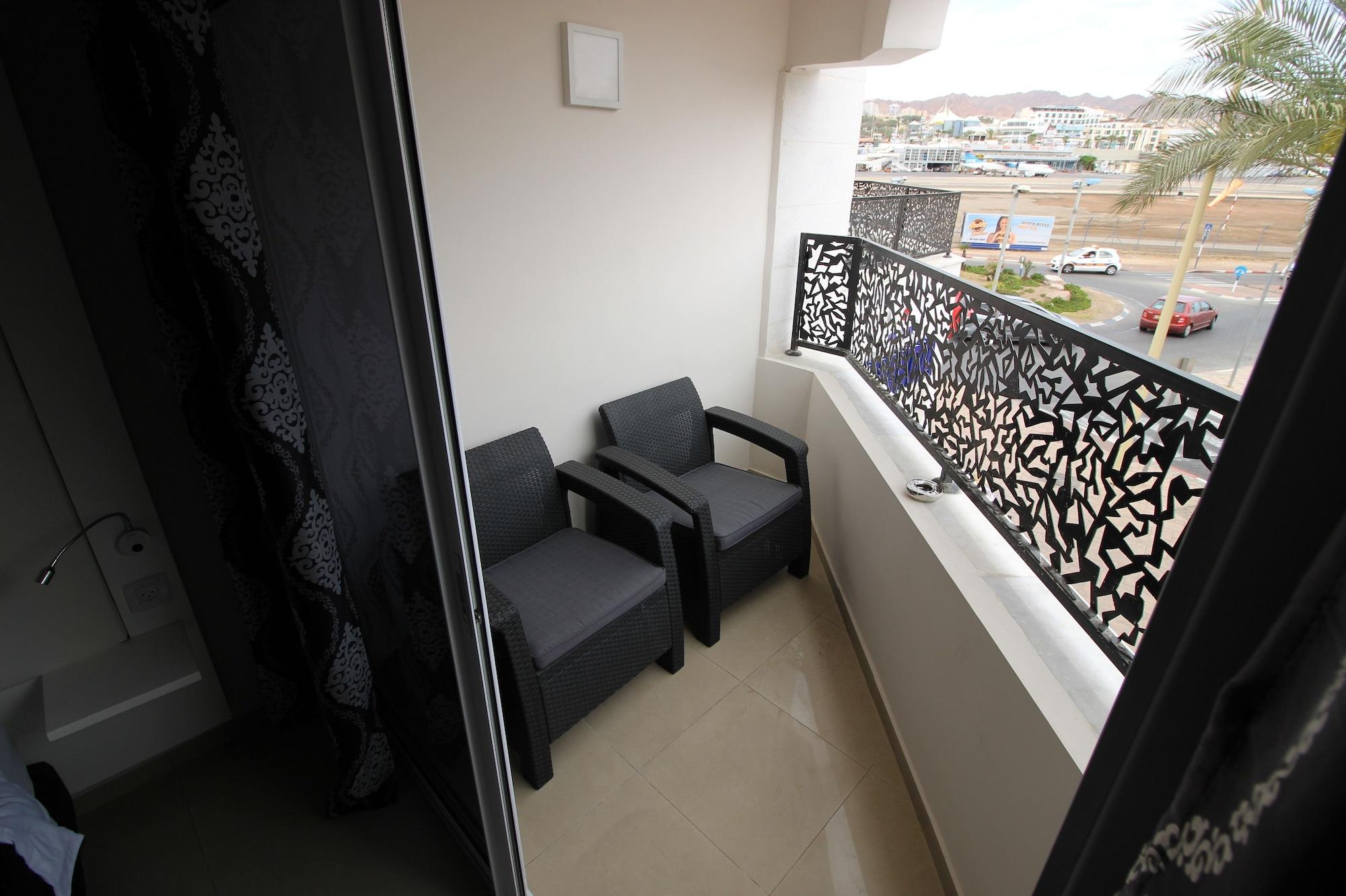 Rich Royal Hotel