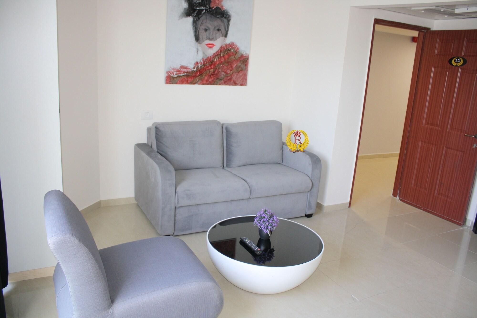 Rich Royal Hotel 3*