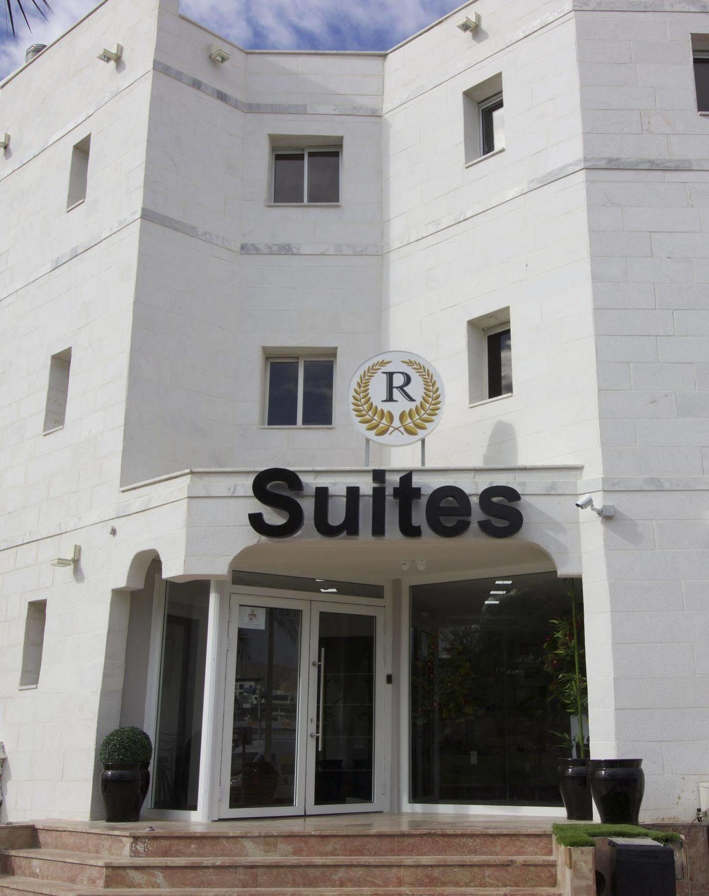 Hotel Rich Royal